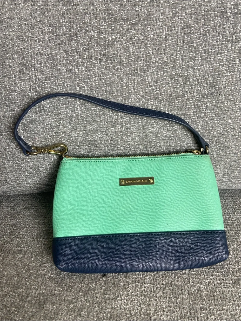 Banana Republic Mint & Navy Colorblock Wristlet